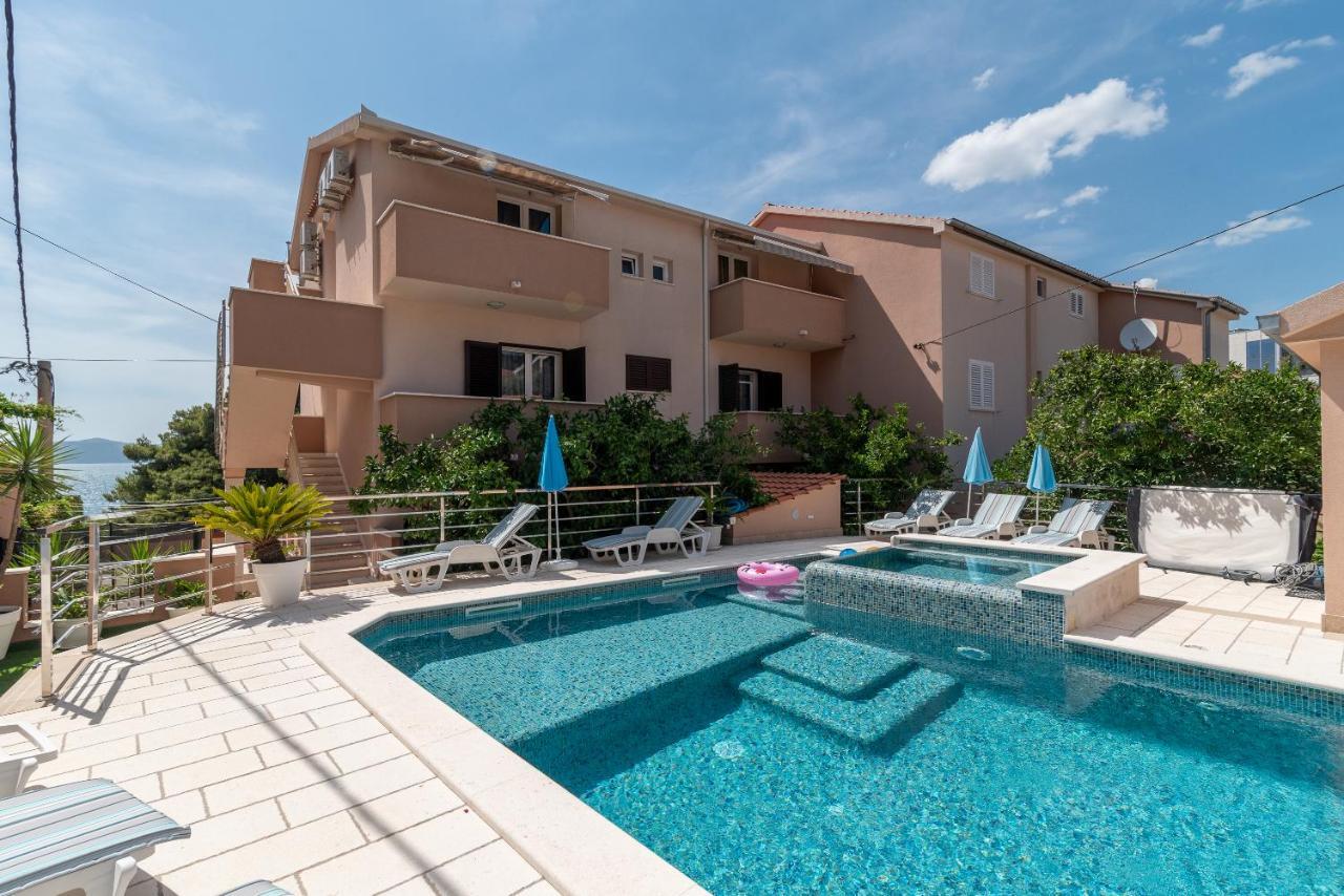 Apartments Villa Magdalena トロギール エクステリア 写真
