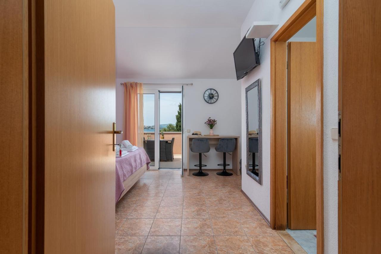 Apartments Villa Magdalena トロギール エクステリア 写真